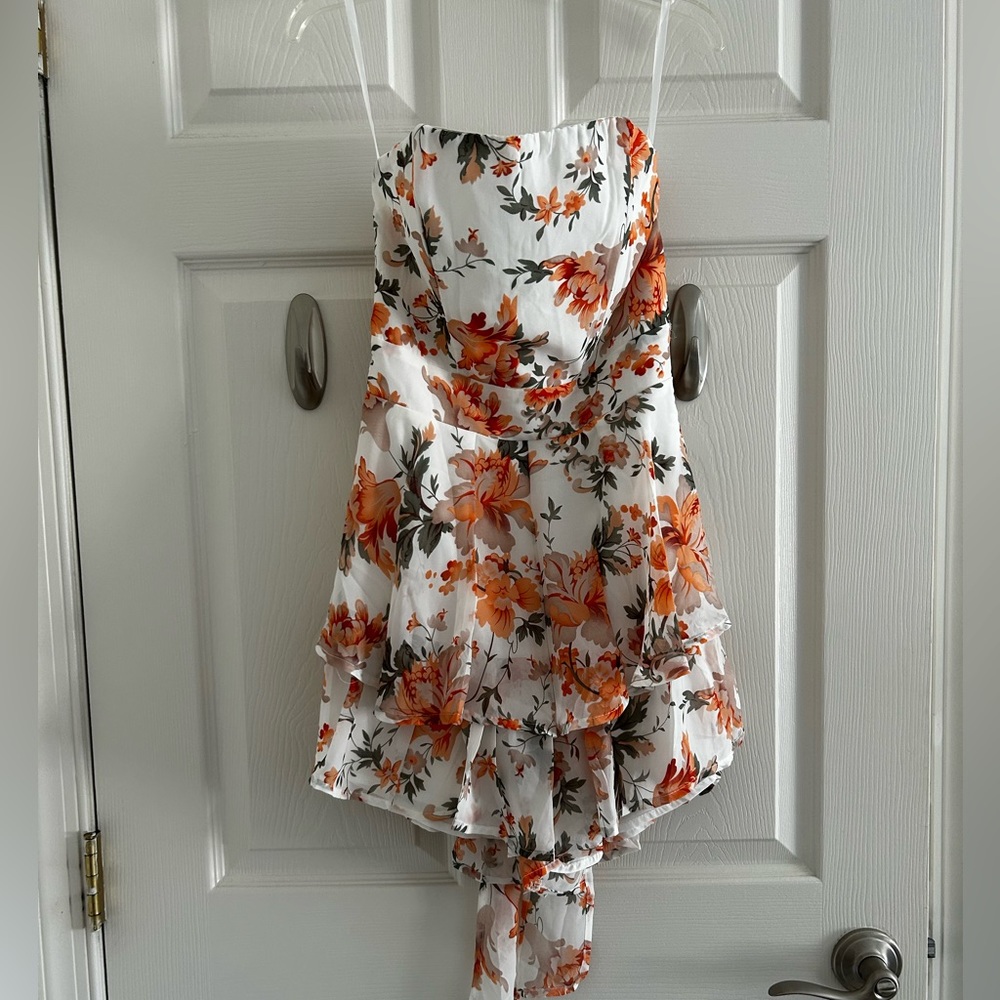 Strapless floral romper